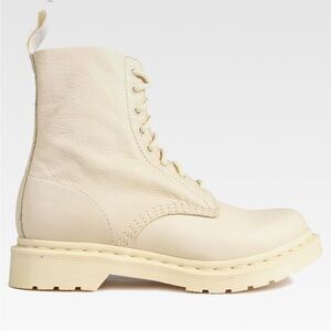 Dr Martens 1460 Pascal Boots